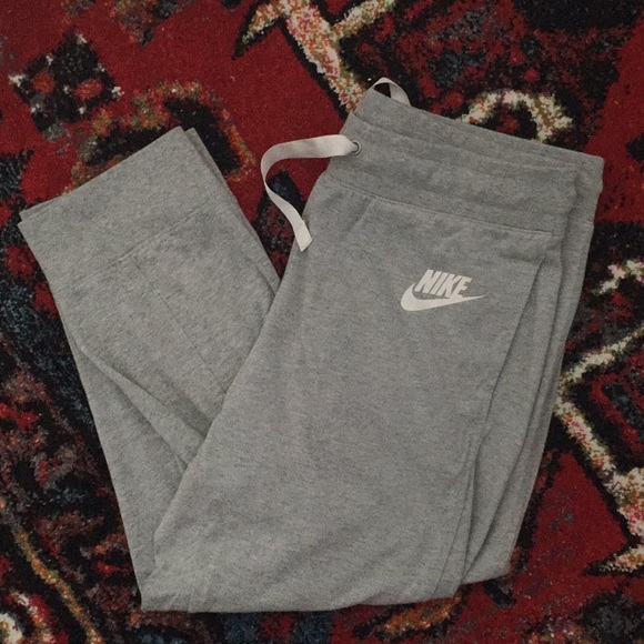 Nike Pants - Nike Jogger style sweatpants